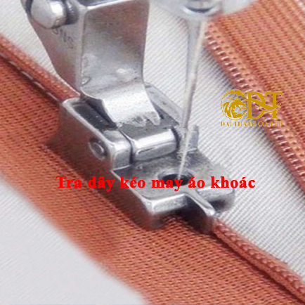 tra dây kéo may áo khoác