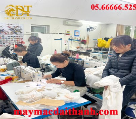 May áo gió tại Quảng Ngãi 2 Xưởng may áo khoác